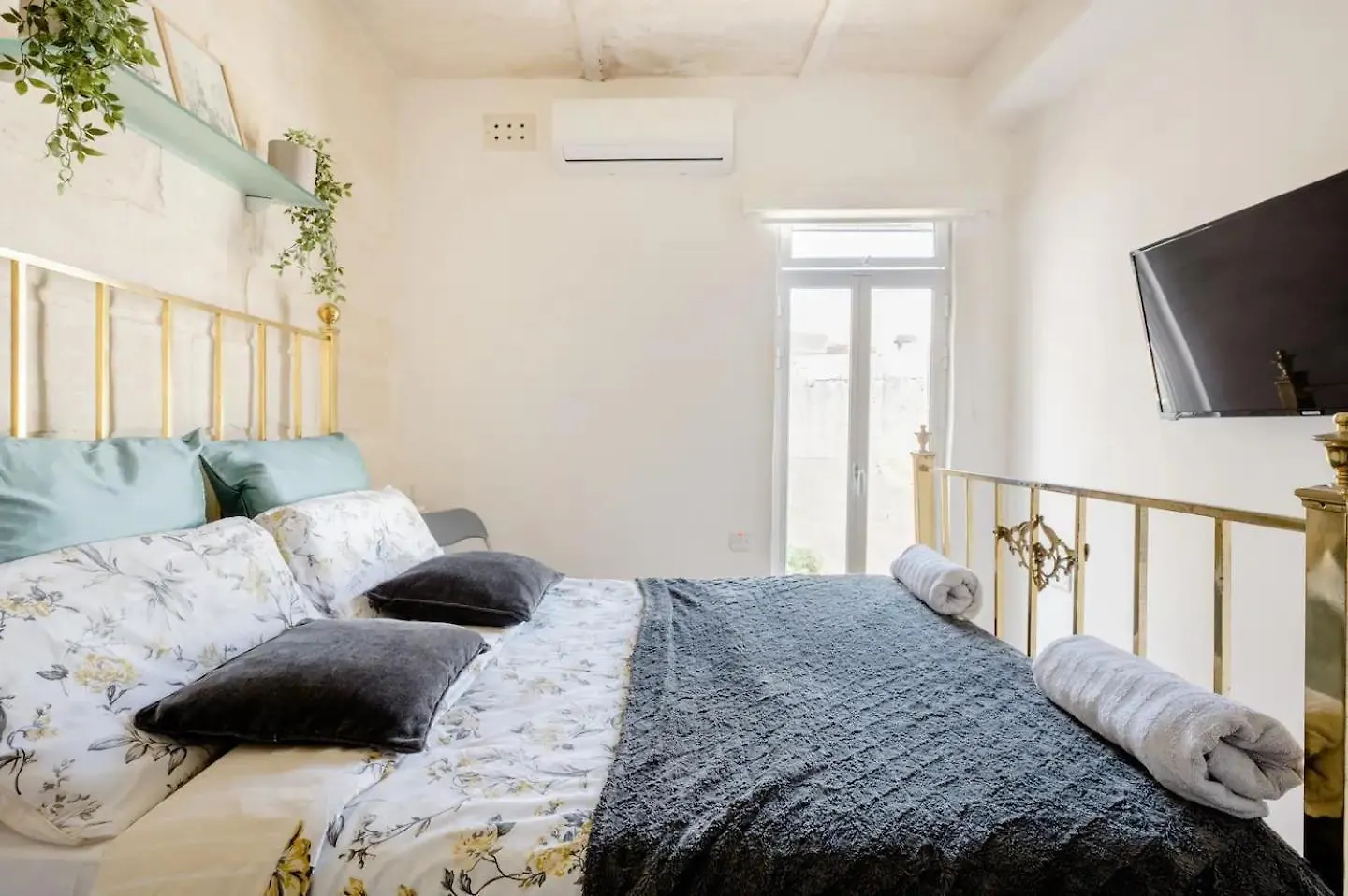 Gallo House Cospicua 0*,